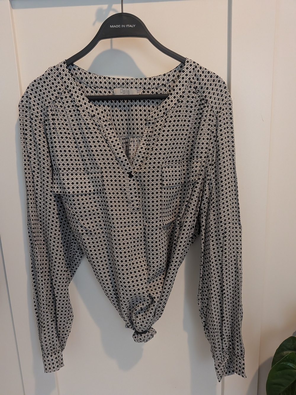 Dalia Black & White Circular Print V-Neck Blouse